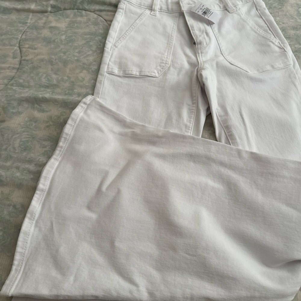 American Eagle Sparkle White Jeans